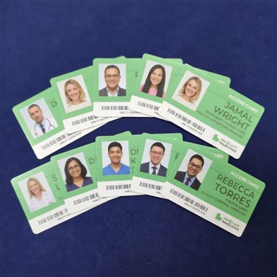 Plastik LARP ID, Lisans ak Badj