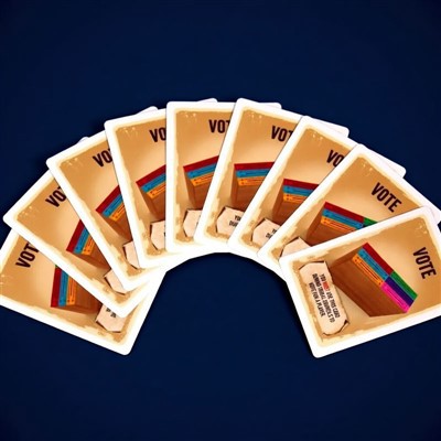 Kat Vòt, Seleksyon Aksyon ak Wòl kache